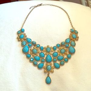 Statement necklace